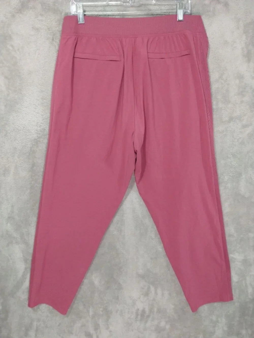 Athleta Pants Womens 14 Pink Brooklyn Mid Rise Ankle Tapered Leg Flat Front